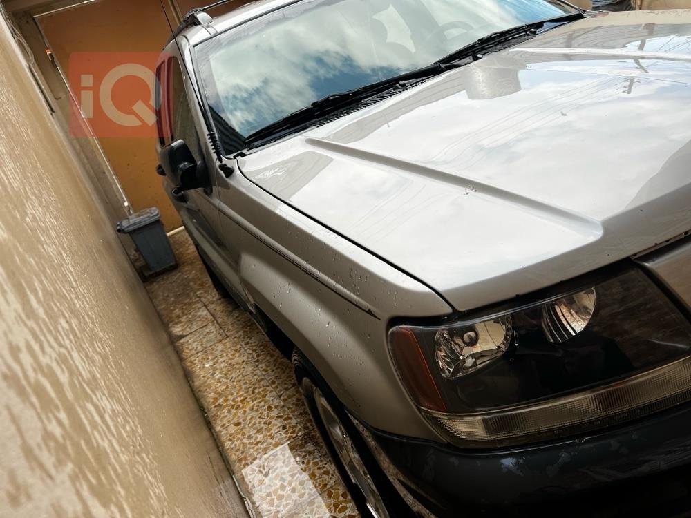 جيب جراند شيروكي